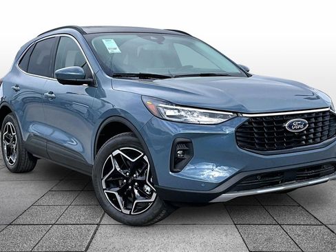 New 2026 Ford Escape Platinum w/ Premium Technology Package image 2