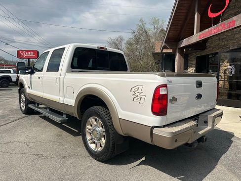 Used 2011 Ford F250 King Ranch w/ King Ranch w/Chrome Pkg image 3