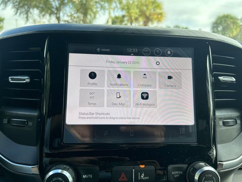 New 2026 RAM 1500 4x4 Crew Cab image 29