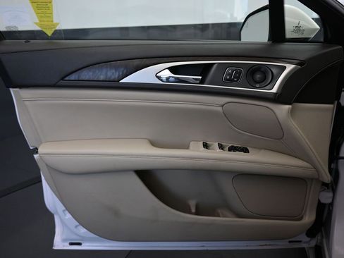 Used 2019 Lincoln MKZ Reserve w/ Reserve Plus Package image 9