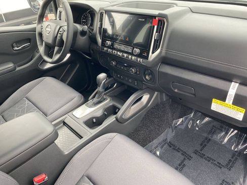 New 2026 Nissan Frontier SV RWD image 8
