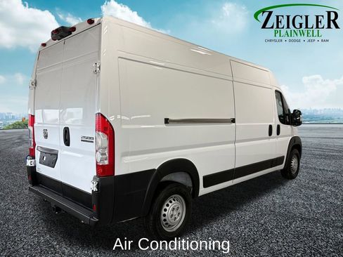 Used 2025 RAM ProMaster 2500 w/ Convenience Group FWD image 5