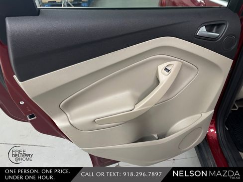 Used 2013 Ford C-MAX SEL image 36