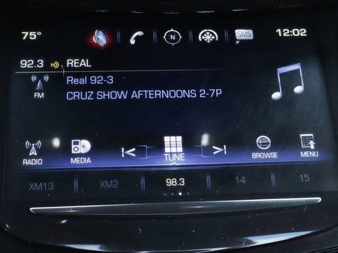 Used 2019 Cadillac Escalade Platinum AWD/4WD image 32