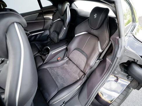 Used 2023 Ferrari Purosangue AWD/4WD image 30