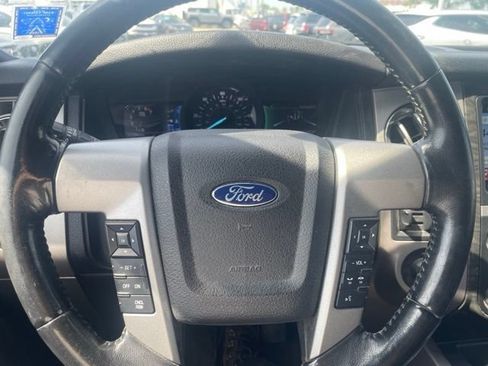 Used 2017 Ford Expedition Limited AWD/4WD image 13