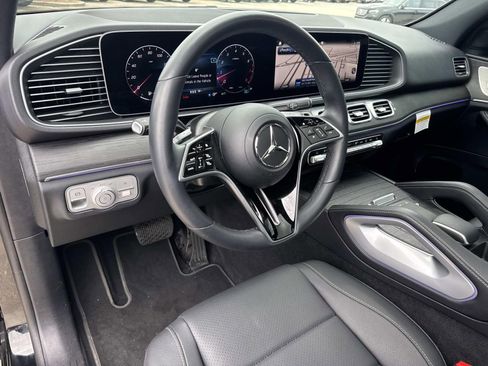 Used 2025 Mercedes-Benz GLE 350 4MATIC image 18