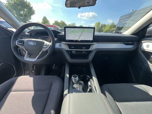 New 2026 Ford Explorer Active AWD/4WD image 31
