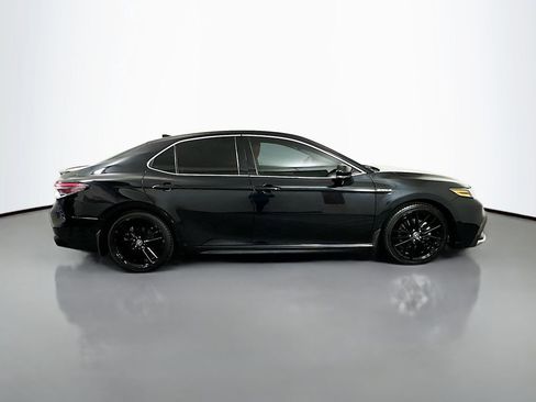Used 2021 Toyota Camry XSE w/ Cold Weather Package image 4