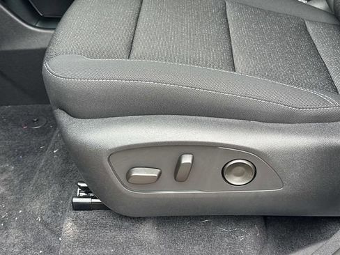 New 2026 Chevrolet Traverse LT FWD image 10