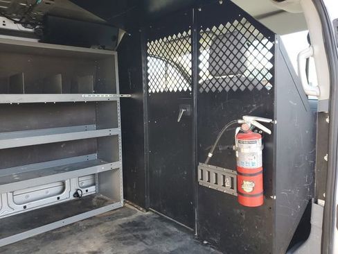 Used 2015 Ford Transit 250 Base image 13