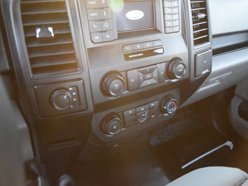 Certified 2020 Ford F150 XL w/ Equipment Group 101A Mid image 14