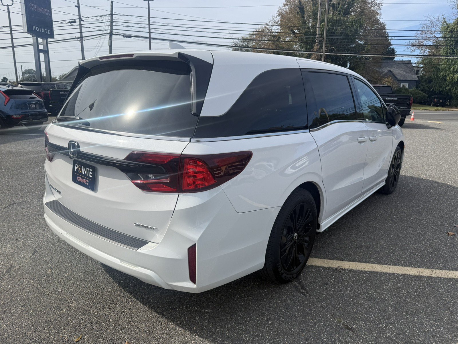 Used 2025 Honda Odyssey Sport-L image 3