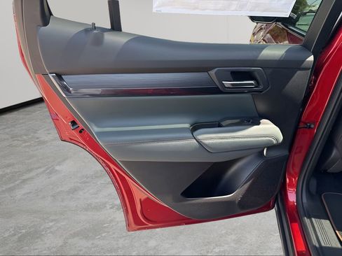 New 2026 GMC Terrain AT4 w/ Technology Package II image 33