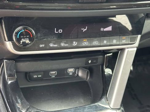 Used 2023 Kia Seltos SX w/ SX Sunroof Package AWD/4WD image 22