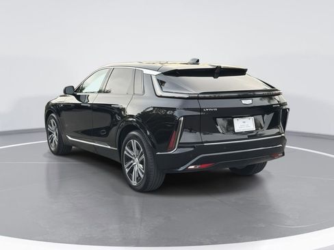 Used 2025 Cadillac Lyriq Luxury image 5