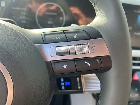 New 2026 Hyundai Tucson Limited AWD/4WD image 16