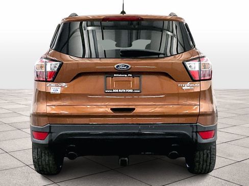 Used 2017 Ford Escape Titanium image 5