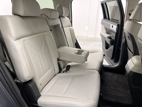 Used 2025 Hyundai Santa Fe SEL image 16