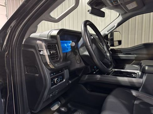 Used 2023 Ford F250 Lariat w/ Lariat Ultimate Package image 11
