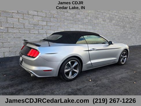 Used 2016 Ford Mustang Convertible w/ Equipment Group 051A image 5