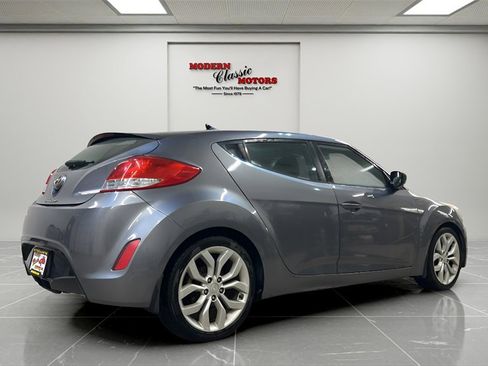 Used 2013 Hyundai Veloster w/ Style Pkg image 5