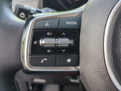 Used 2025 Kia Carnival SX Prestige FWD image 67