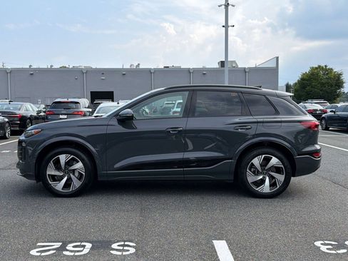 Used 2025 Audi Q6 e-tron Premium Plus w/ Premium Plus AWD/4WD image 2