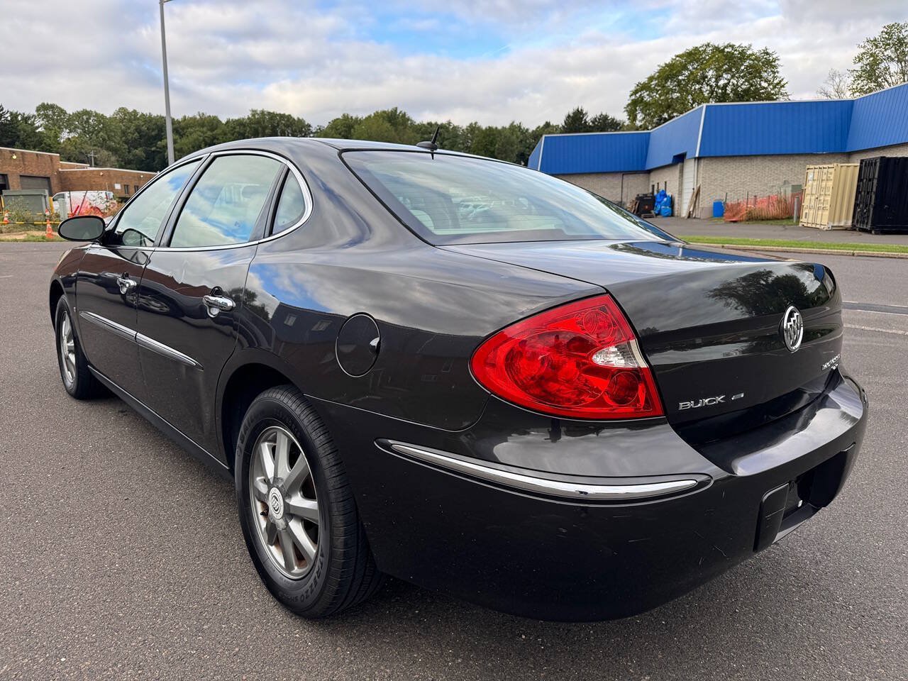 Used 2008 Buick LaCrosse CX FWD image 5