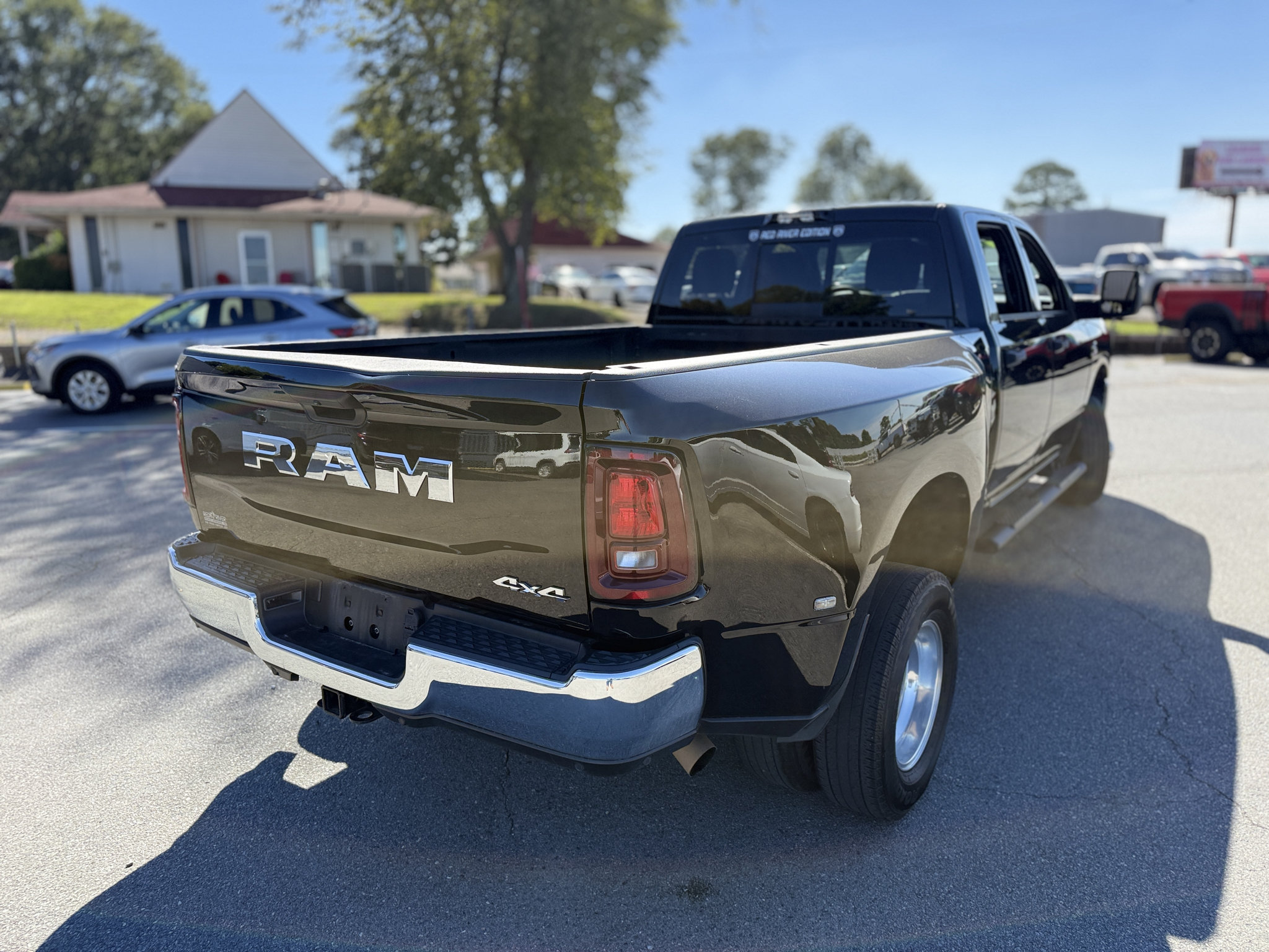 Used 2025 RAM 3500 Tradesman AWD/4WD image 19