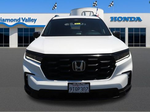 Certified 2025 Honda Pilot Sport image 2