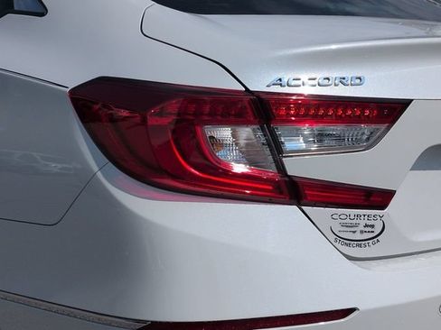 Used 2021 Honda Accord EX-L image 12