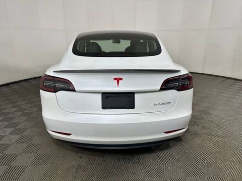 Used 2021 Tesla Model 3 Performance image 4
