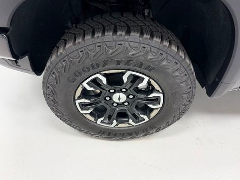 Certified 2025 Chevrolet Silverado 1500 ZR2 w/ Technology Package image 21