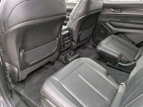 Used 2025 Jeep Grand Cherokee L Limited w/ Trailer Tow Package AWD/4WD image 17