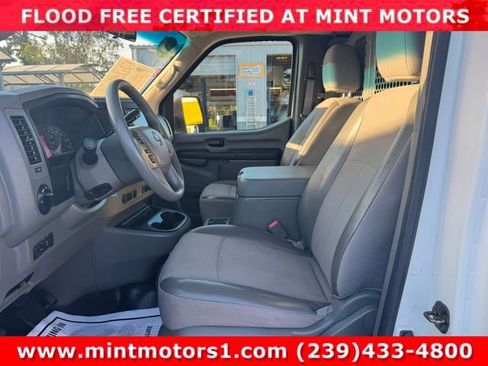 Used 2018 Nissan NV 2500 SV w/ Navigation Package image 32