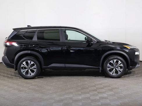 Used 2023 Nissan Rogue SV FWD image 16