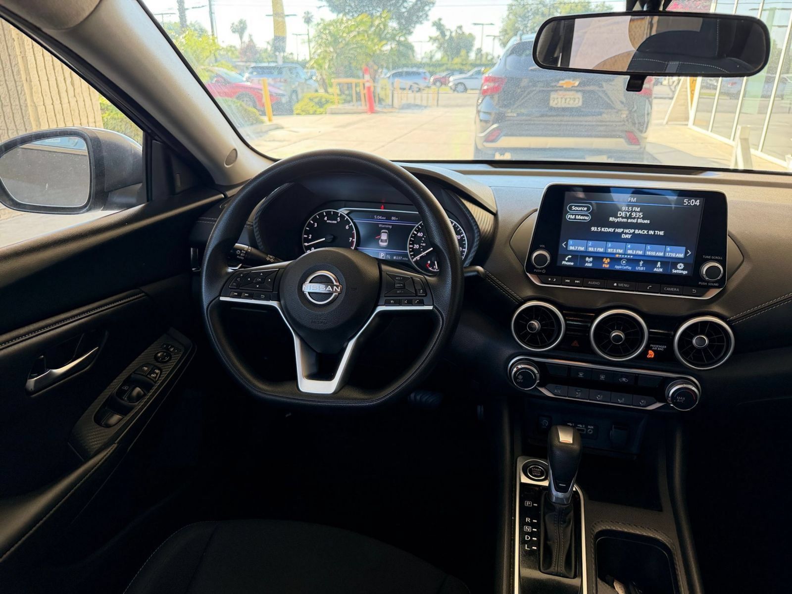 Used 2025 Nissan Sentra SV FWD image 32