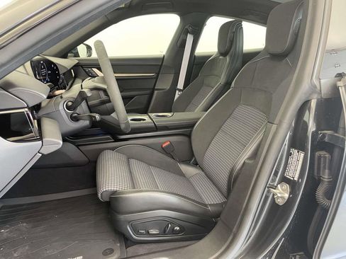 Certified 2025 Porsche Taycan 4S AWD/4WD image 5