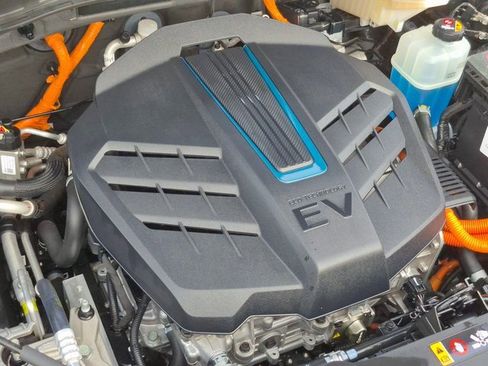 Used 2020 Kia Niro EX image 22