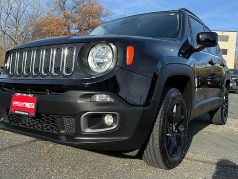 Used 2017 Jeep Renegade Latitude image 12