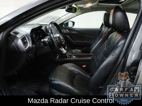 Used 2018 MAZDA MAZDA3 Grand Touring w/ Premium Equipment Package image 11