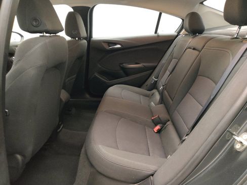 Used 2018 Chevrolet Cruze LT w/ Sun And Sound Package image 18