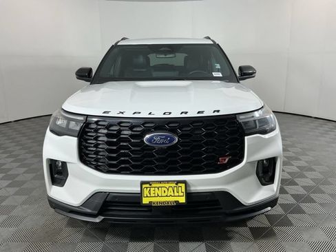 Certified 2025 Ford Explorer ST AWD/4WD image 2