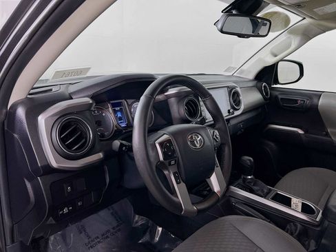 Used 2023 Toyota Tacoma SR5 image 9