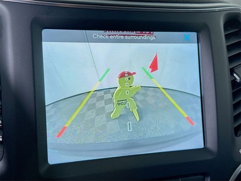 Used 2022 Jeep Cherokee Latitude Lux image 6