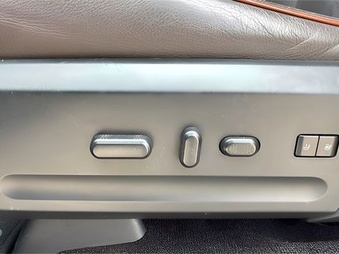 Used 2016 Ford Expedition King Ranch image 24