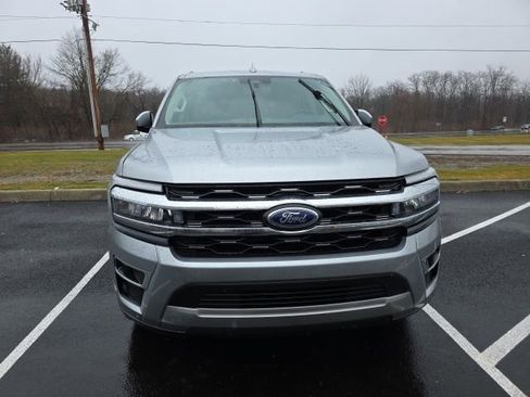 Used 2023 Ford Expedition Max Limited image 2