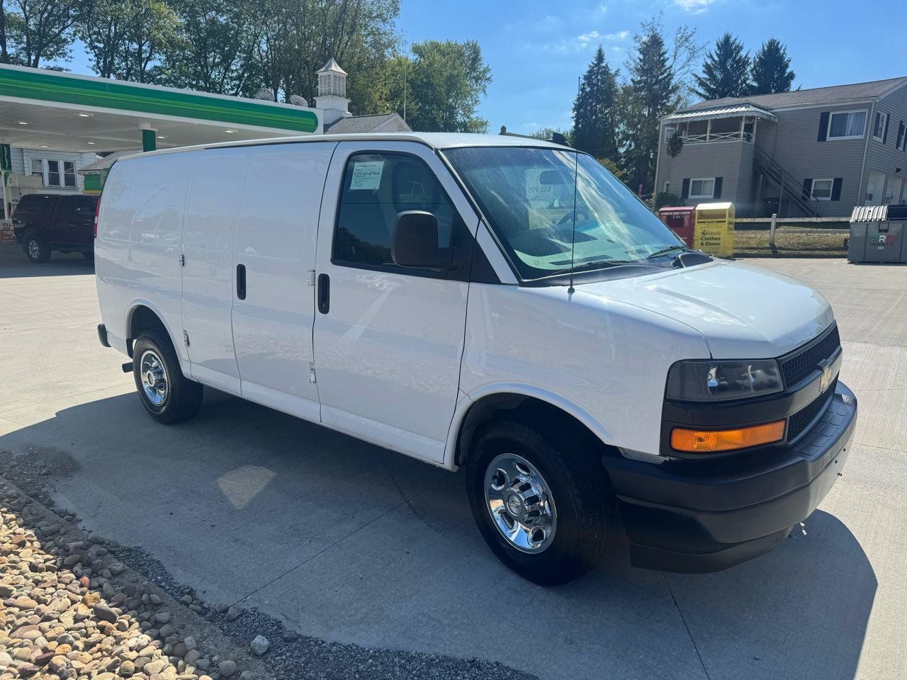 Used 2018 Chevrolet Express 2500 RWD image 5