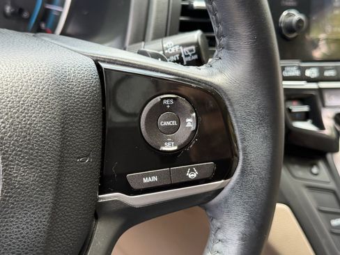Used 2019 Honda Odyssey EX-L image 31